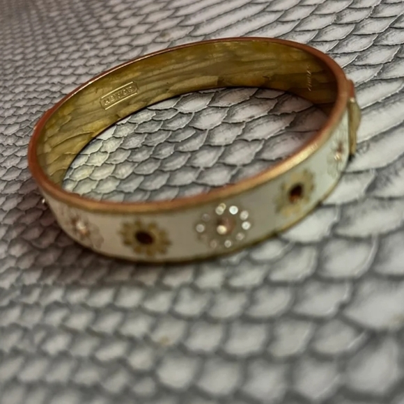 BEAUTIFUL UNIQUE COACH BRACLET CUFF - Picture 1 of 4